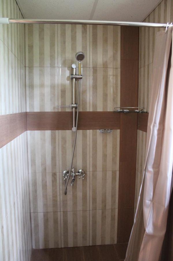 Къщи За Гости Ореха Samokow Exterior foto